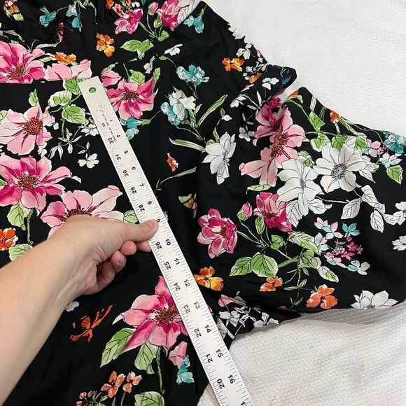 Love, Fire Black Floral Flutter Sleeve Jumpsuit - Picture 11 of 12